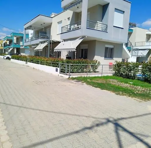 Poolview